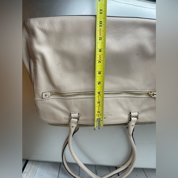 Kate Spade Cobble Hill Tote Bag Beige Cream Carry All Top Handle Pebble Leather - Picture 11 of 12